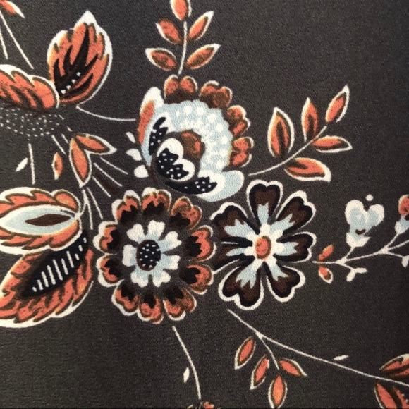 XXSP LOFT floral work blouse - Picture 5 of 6